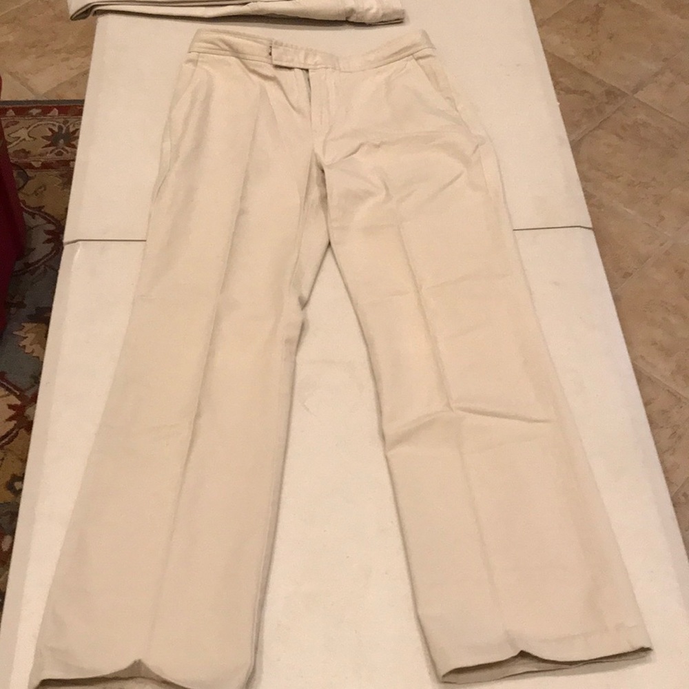 Beige dockers stretch pants